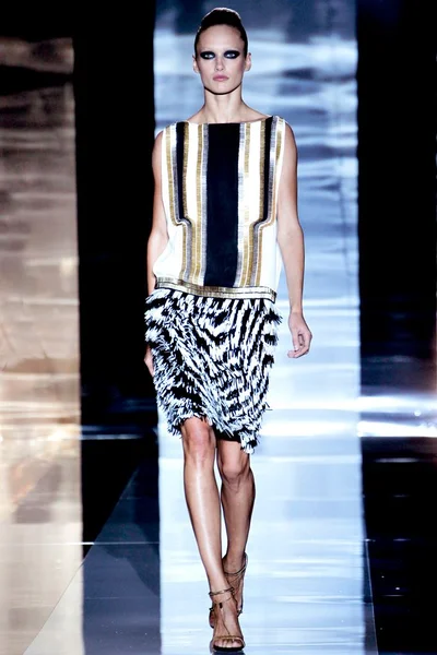 Look 41